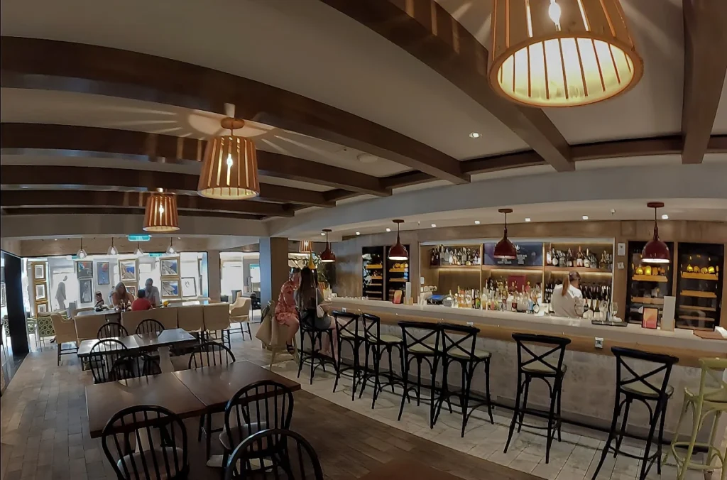 Giovanni's Wine Bar on Odyssey of the Seas