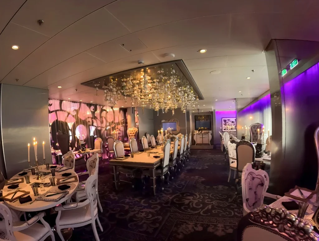 Wonderland Imaginative Cuisine on Odyssey of the Seas