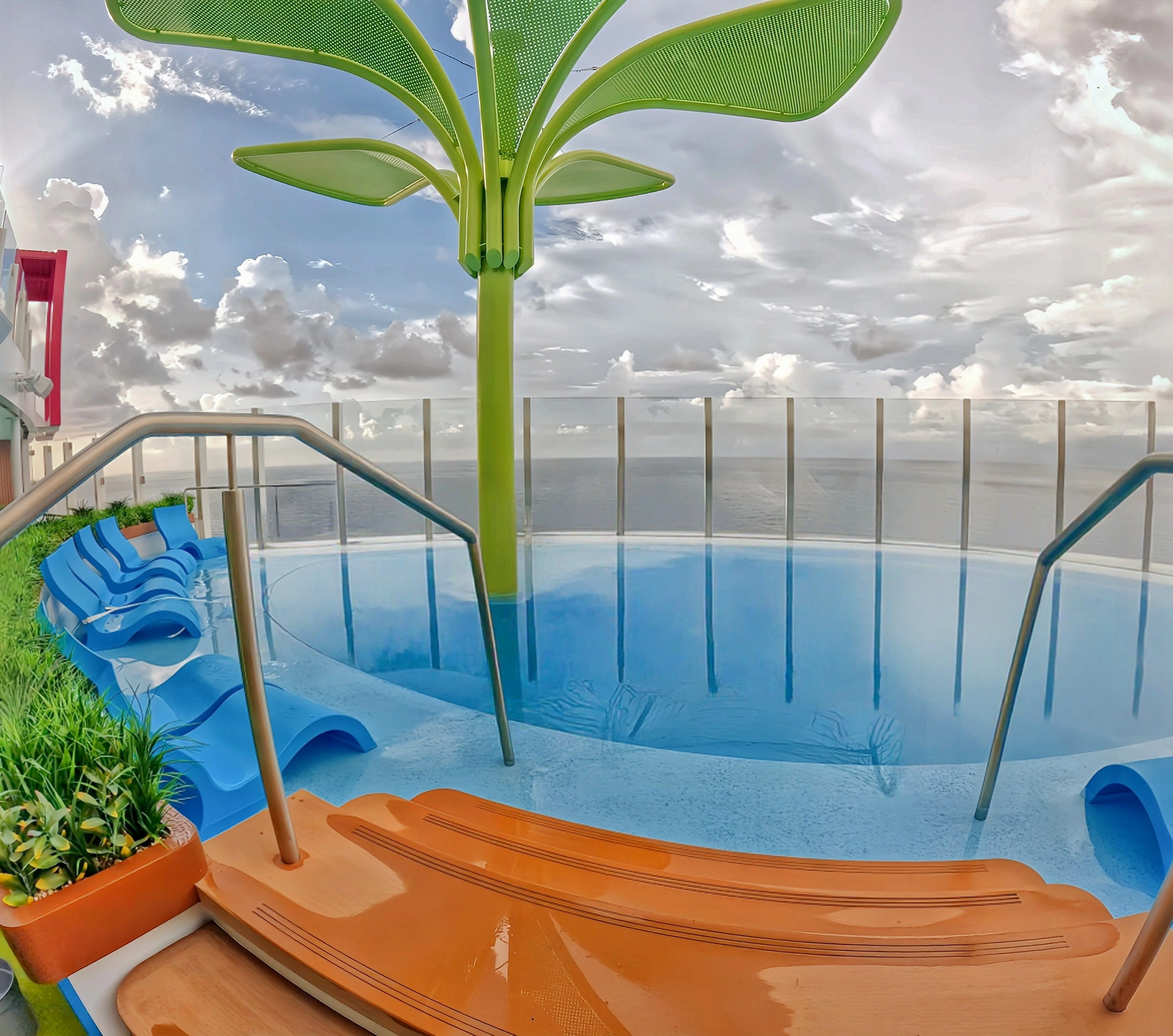 Cove Pool Star of the Seas