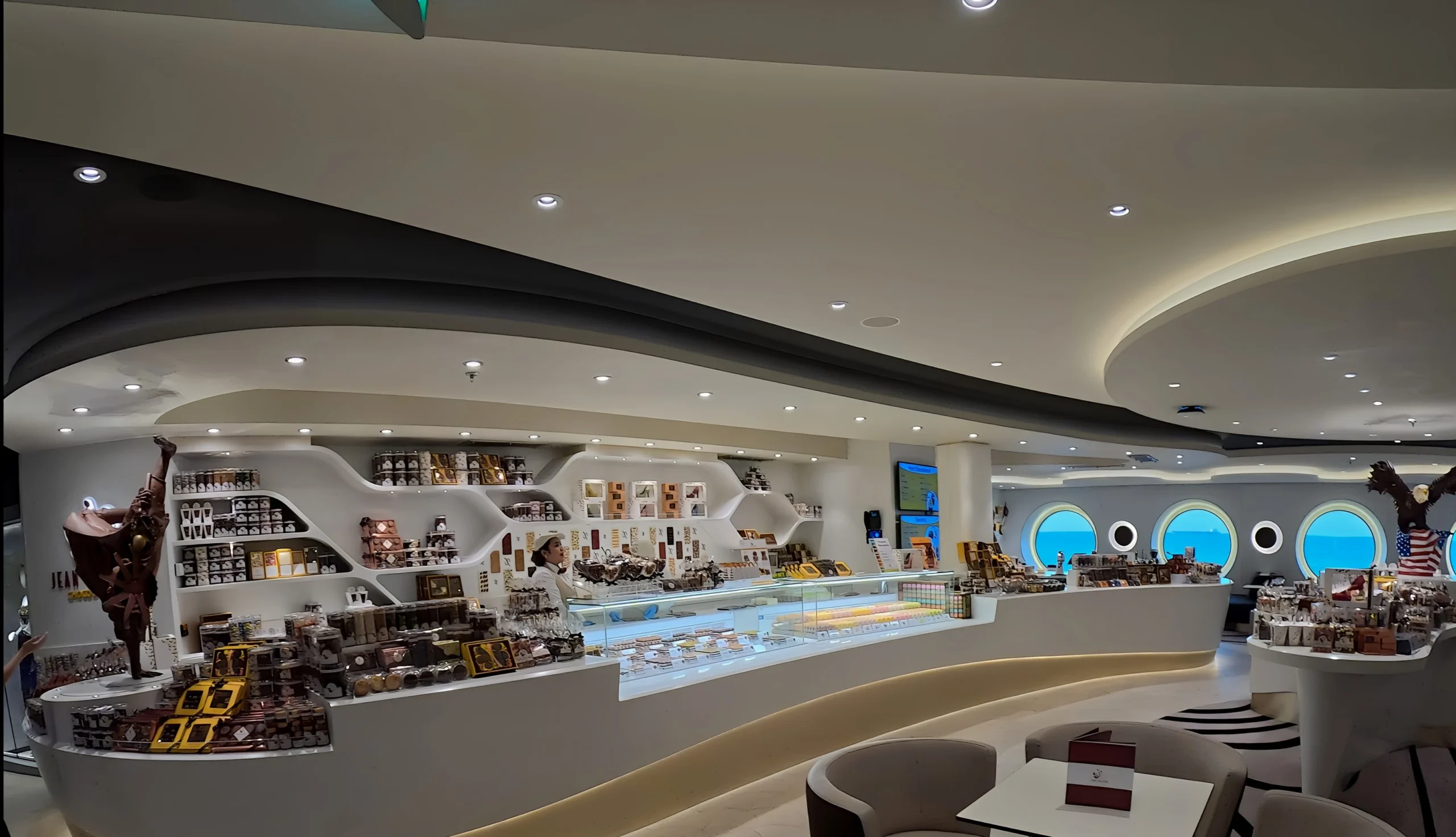Jean Philippe Chocolat & Café MSC World America