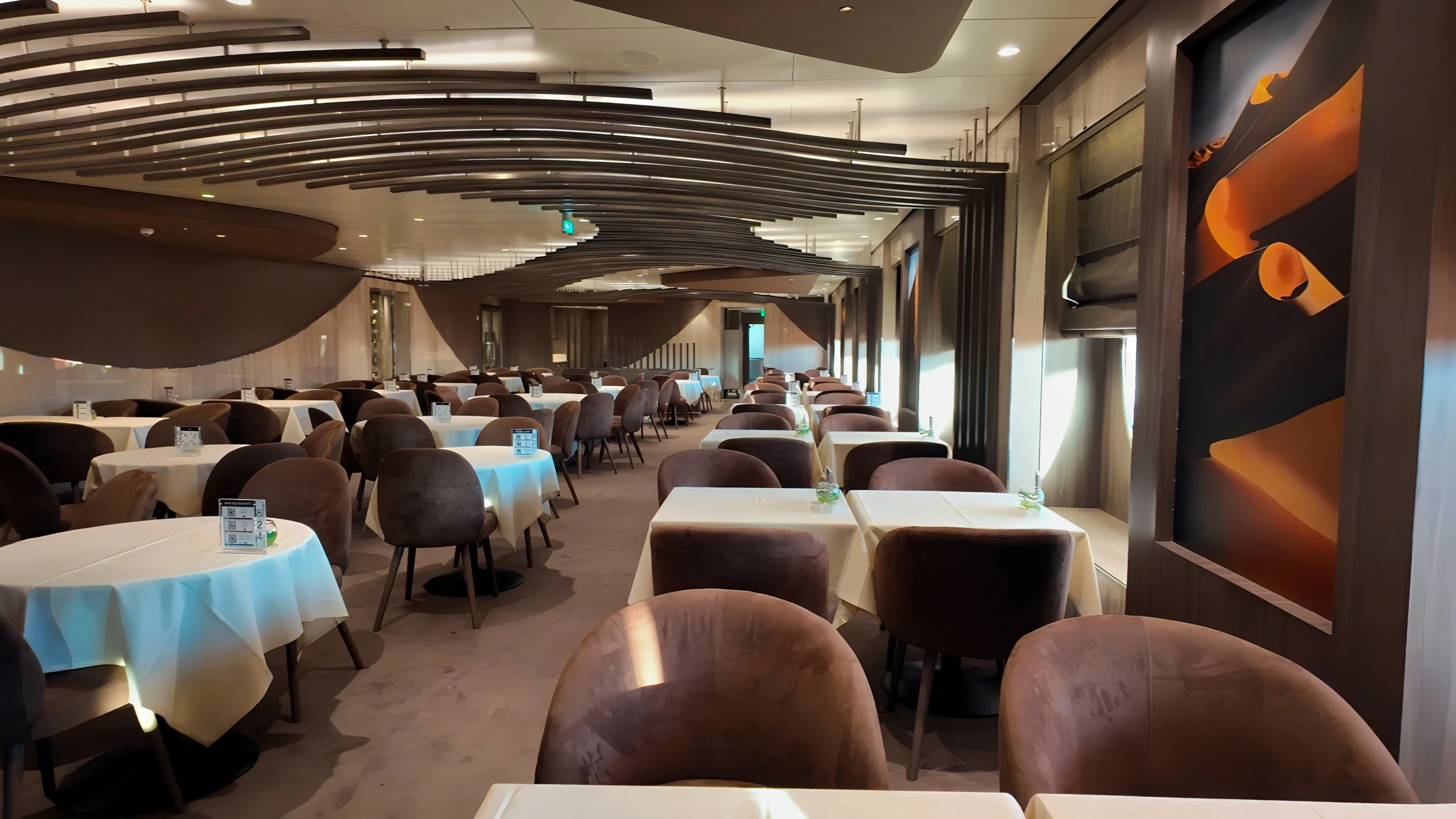 Les Dunes Dining Room MSC World America