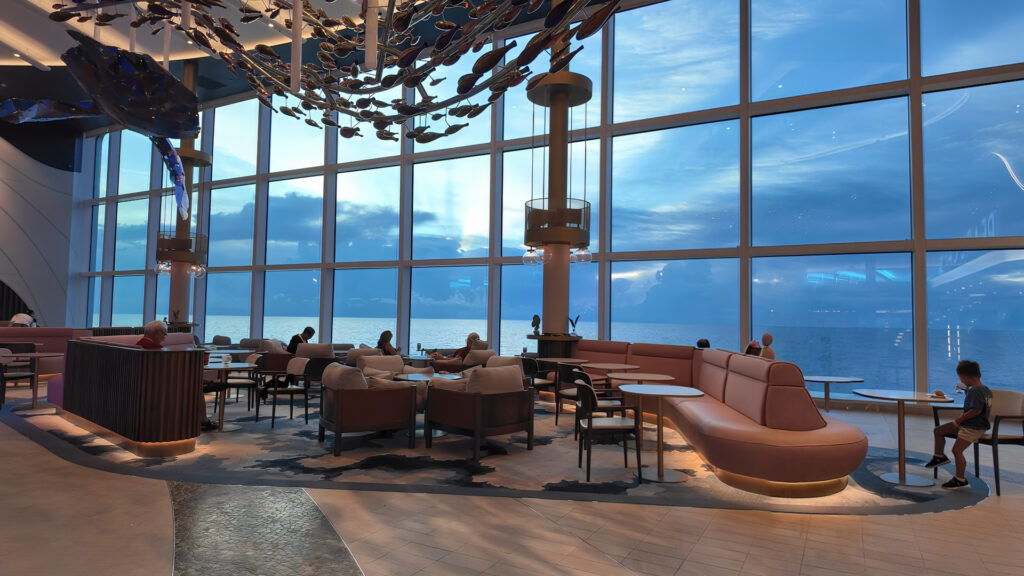 Pearl Café outdoor seating on Star of the Seas