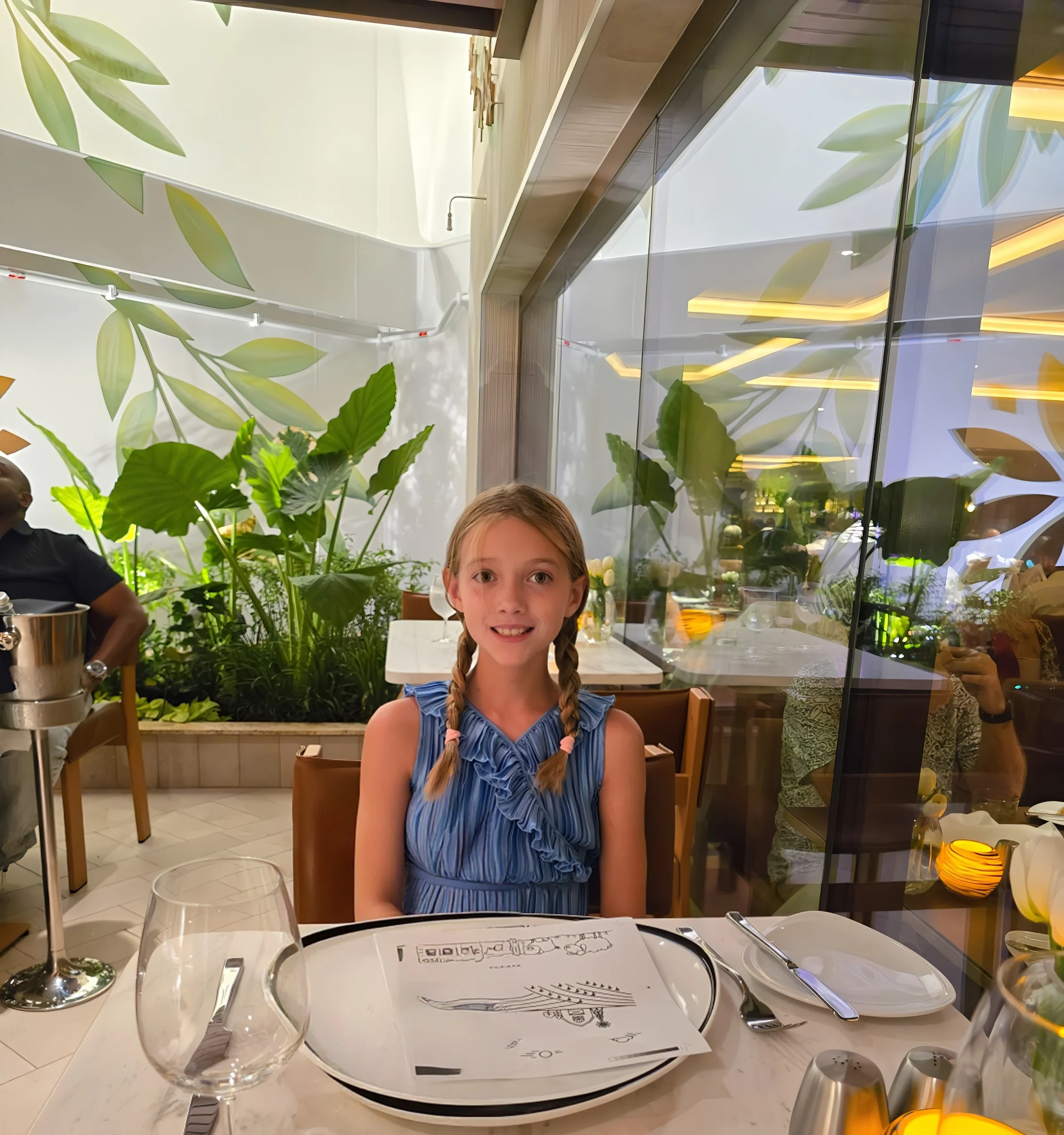 Chops Grille outdoor seating on Star of the Seas