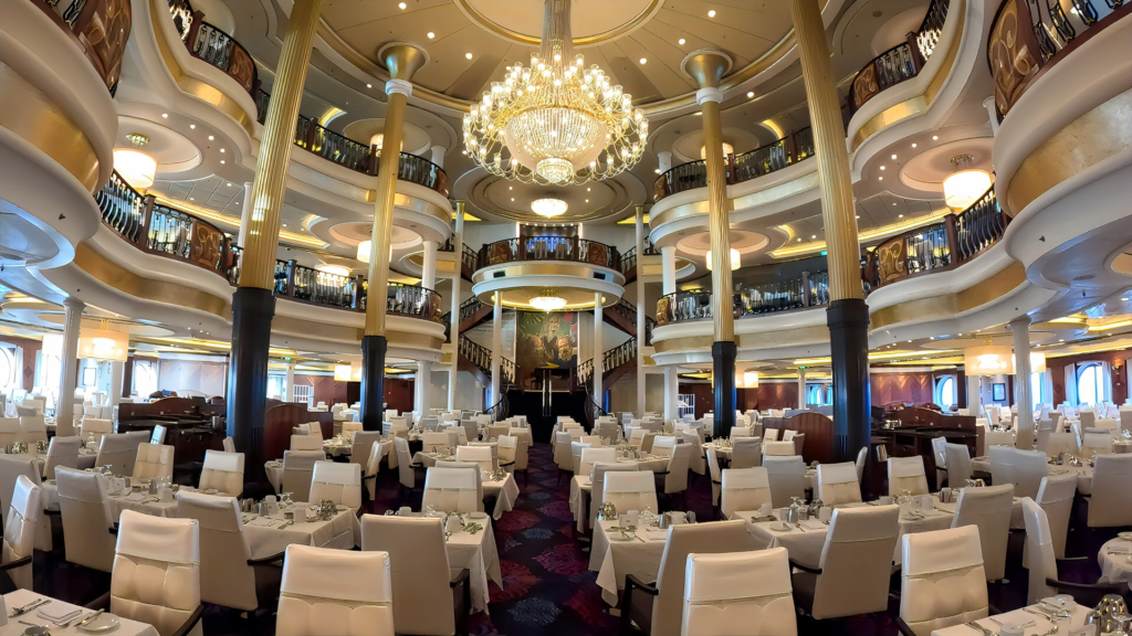 The Main Dining Room on Freedom of the Seas