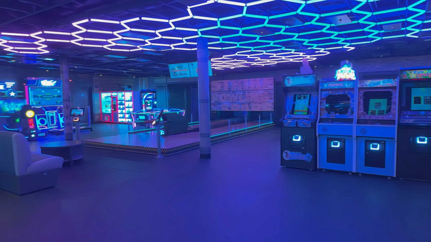 Arcade Norwegian Luna