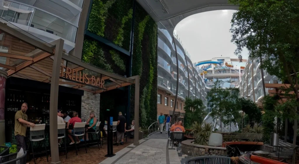 The Trellis Bar in Central Park on Utopia of the Seas