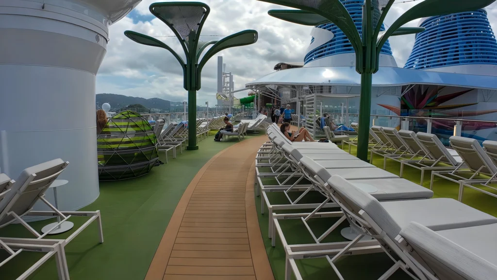 Cloud 17 Seating area Icon of the Seas