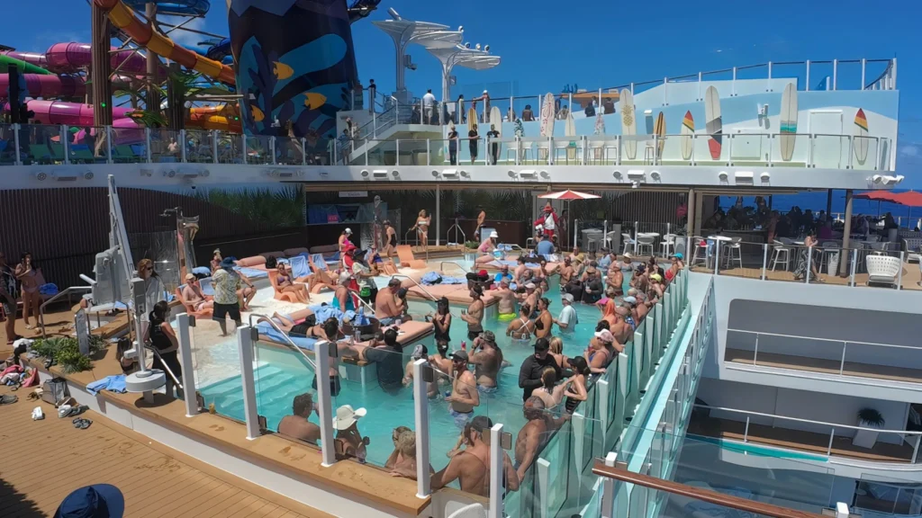 Hideaway Pool Icon of the Seas
