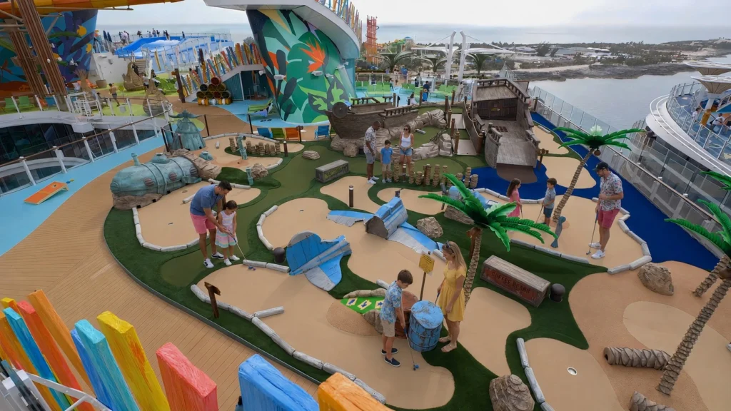 Lost Dunes Mini Golf Icon of the Seas