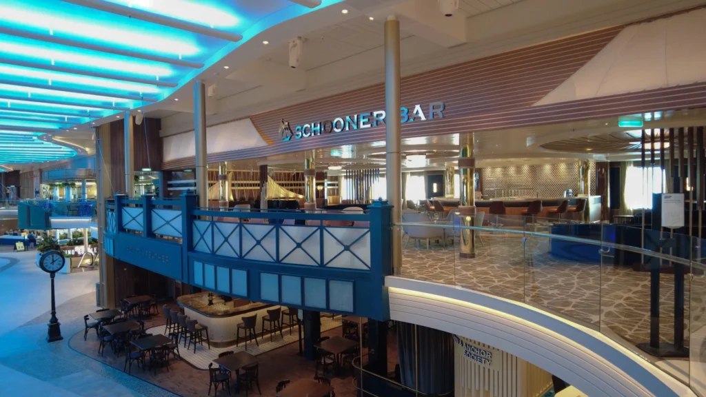 Schooner Bar Icon of the Seas