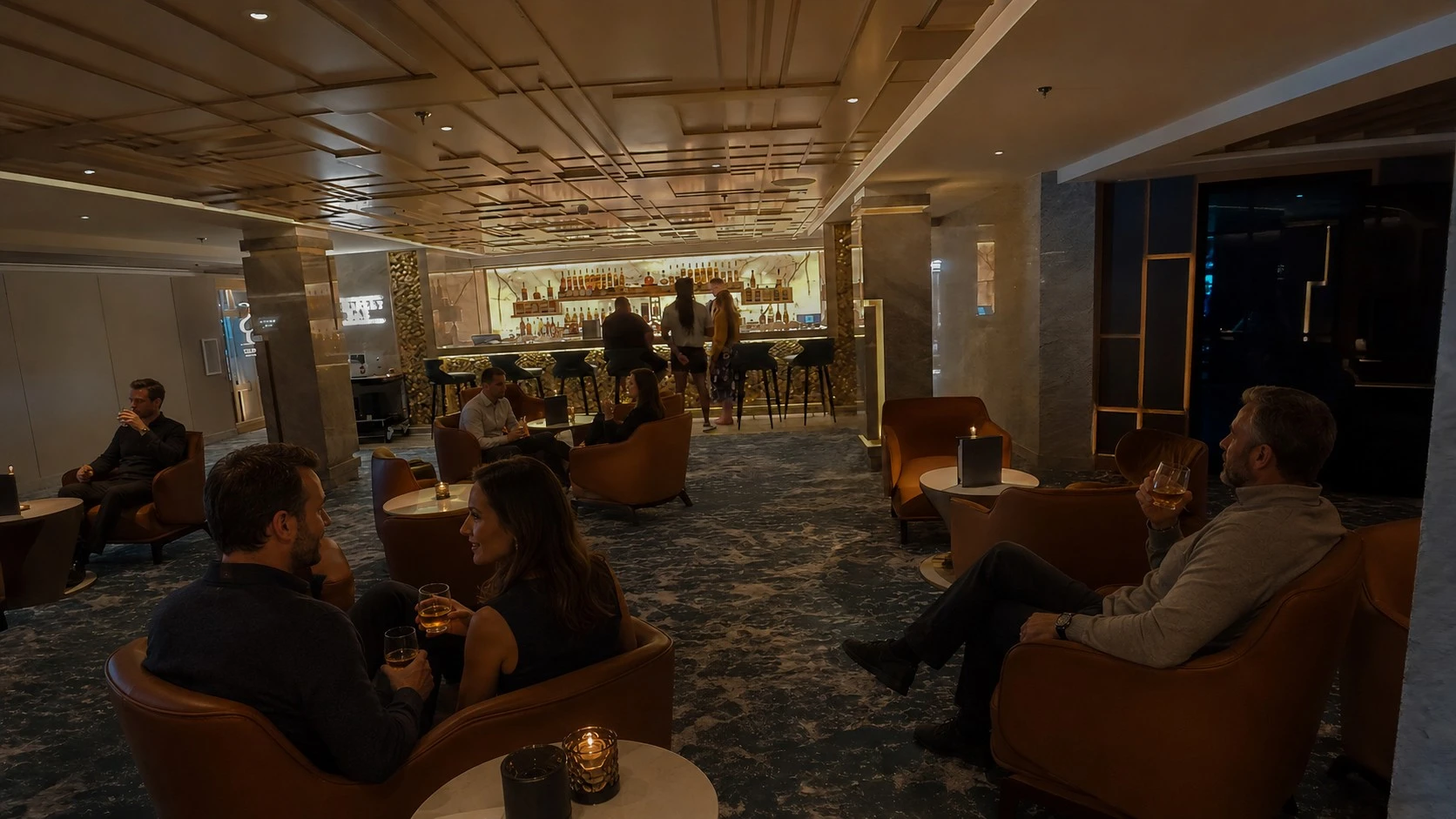 Whiskey Bar Norwegian Luna