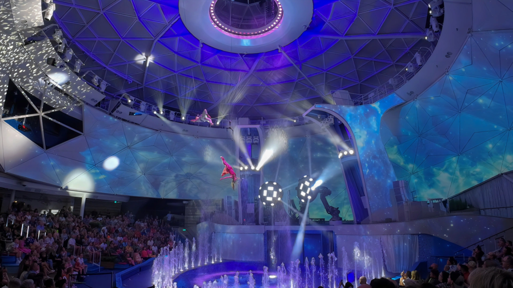 aqua show on icon of the seas