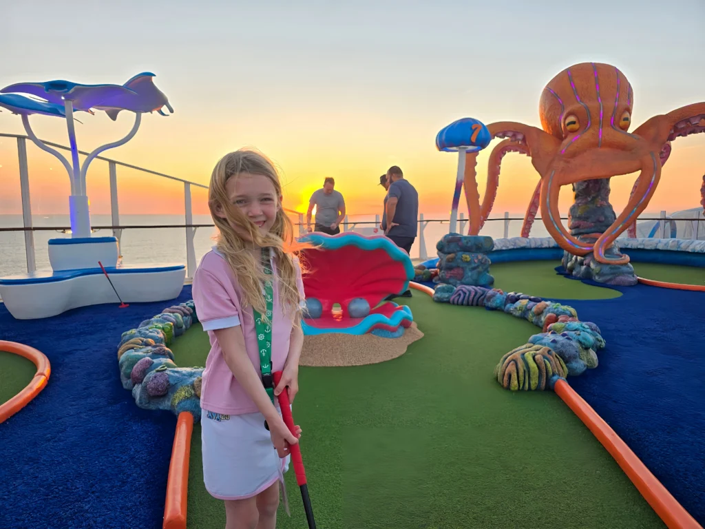The Aqua Dunes mini-golf course on Utopia of the Seas